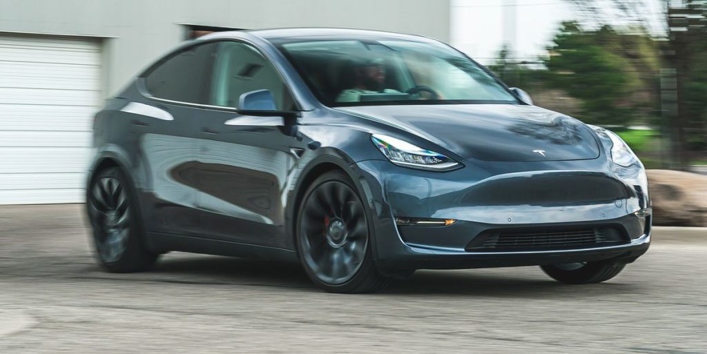 Tesla Y dále ovládá evropský trh: Předstihla Dacii i Volkswagen